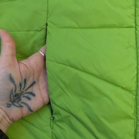 KENNETH COLE REACTION Insulated Down Puffer Vest - Picture 4 of 9